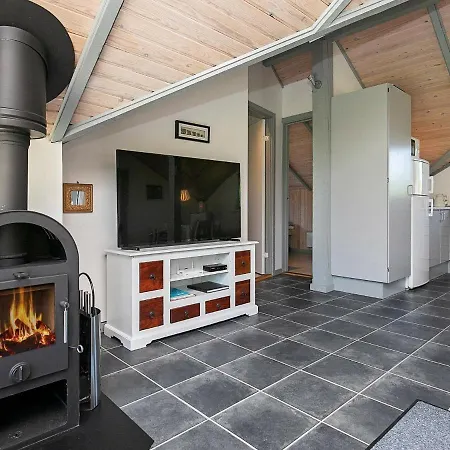 Three-bedroom Holiday In Rodby 33 *